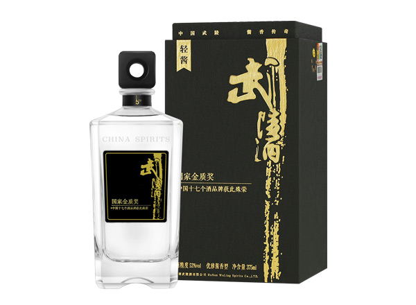松原上门回收武陵酒轻酱53度375ml国家金质奖礼盒装